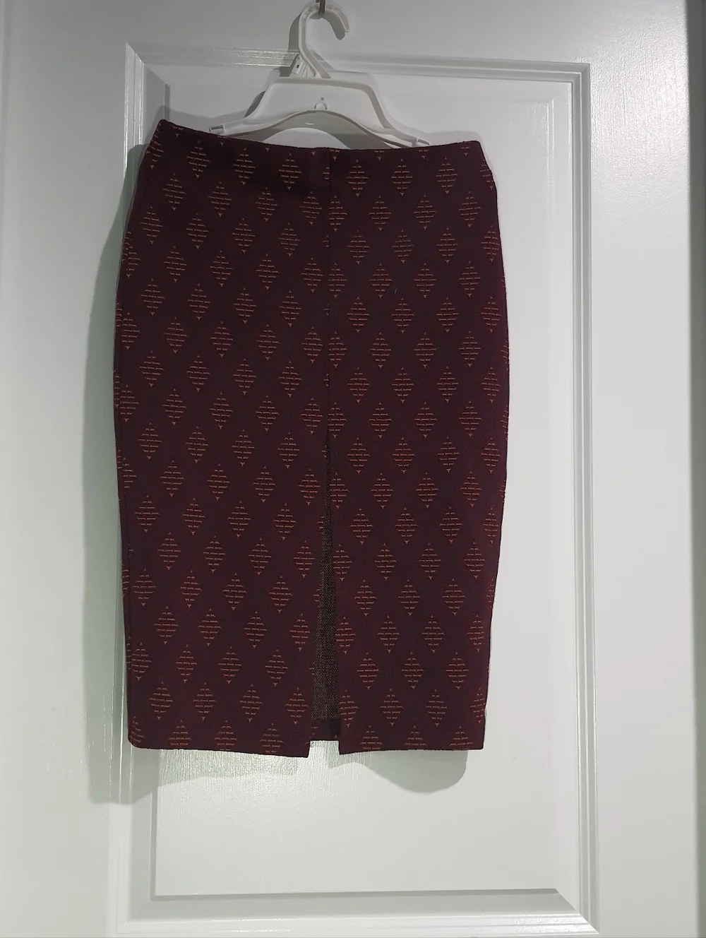 Women’s Burgundy Patterned Pencil Skirt - Picture 2 of 3